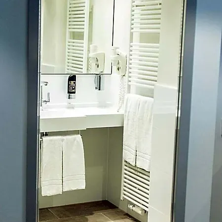 Bayerischer Hof Отель 4*