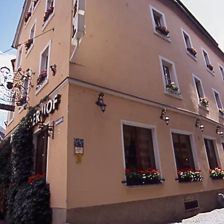 Bayerischer Hof 3*